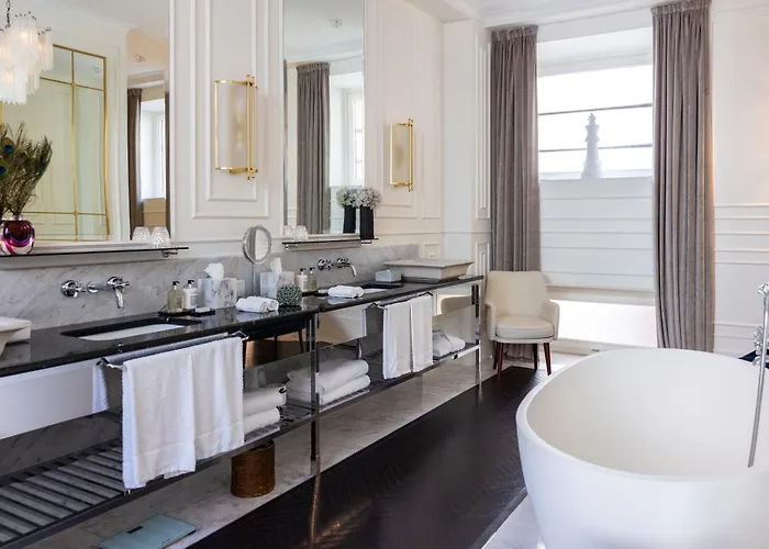 Vilon - Small Luxury Of The World