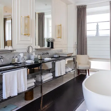 Vilòn - Small Luxury Of The World