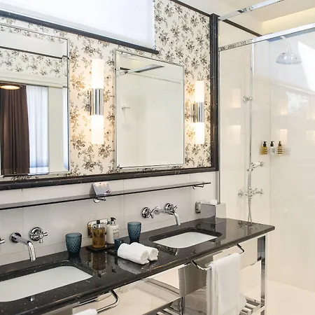 Vilon - Small Luxury Of The World Rzym